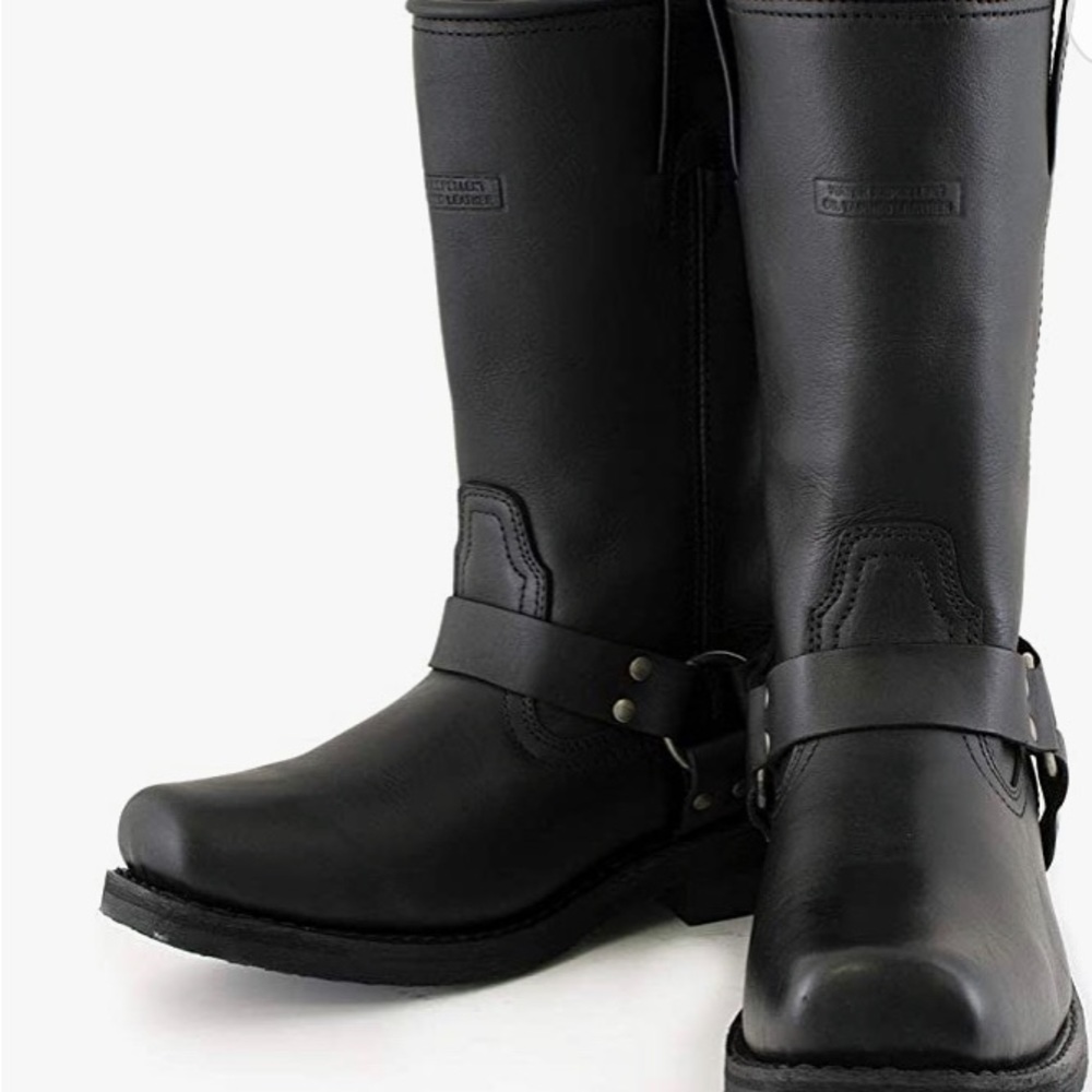 ELEMENT Leather Motorcycle Boots. GENTLY worn